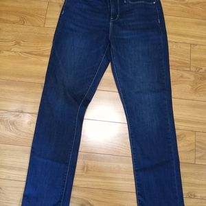 Signature Womens Levi Strauss Mid-rise Slim Jeans 8M